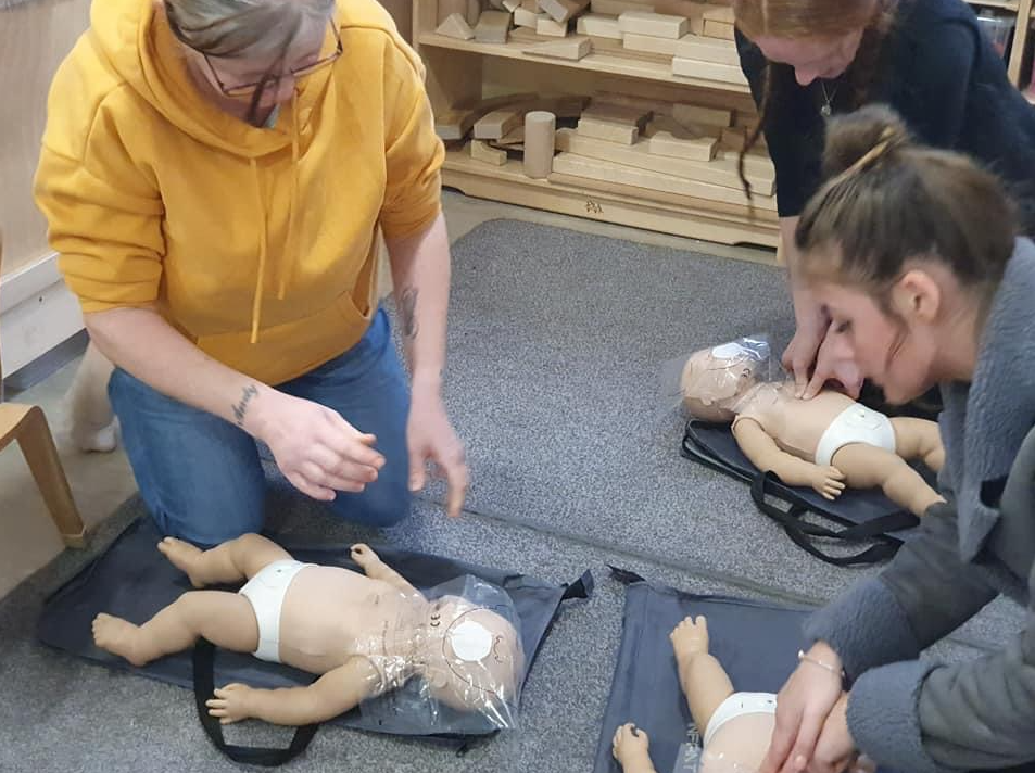 On-Site Emergency First Aid at Work Training for Groups gallery 7