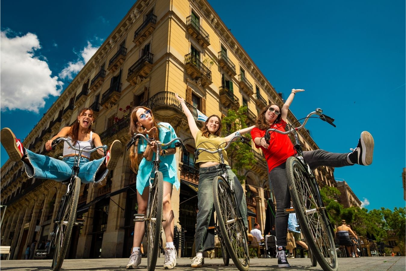 Barcelona Highlights – Guided Bike Tour, photo 4