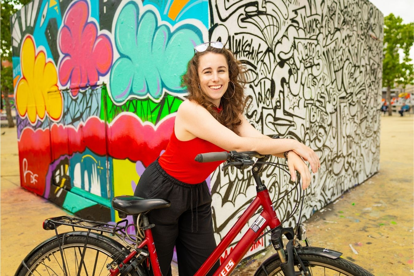 Touring Bike Rental in Barcelona, photo 4
