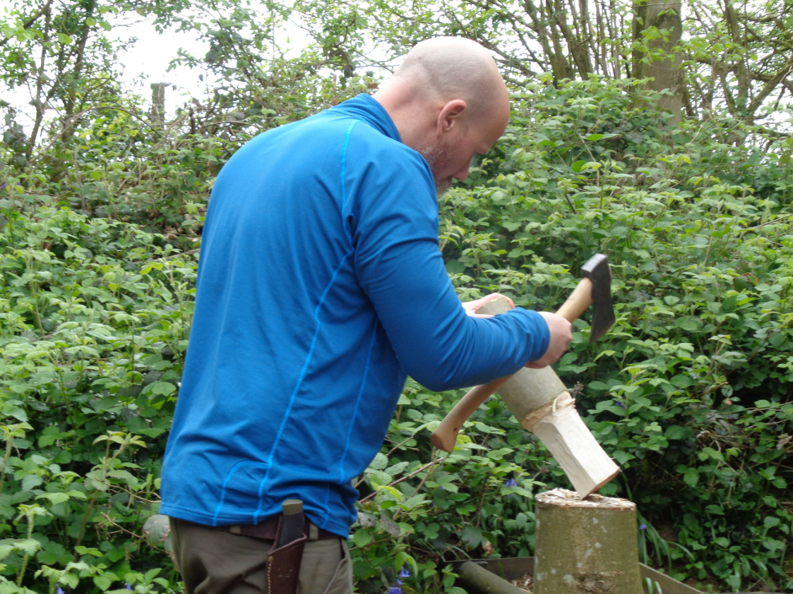 Axe Skills Course in Kent, photo 4