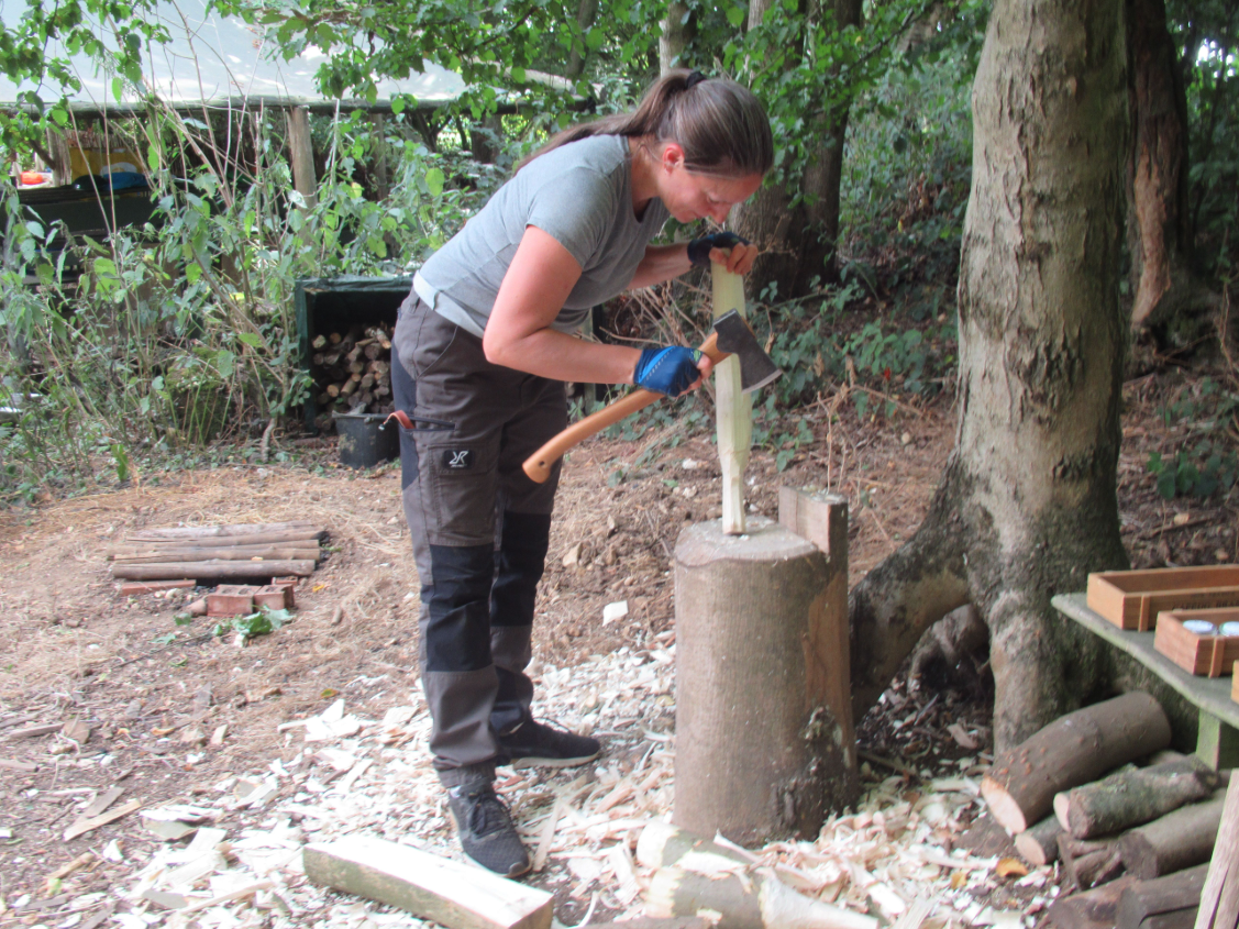 Axe Skills Course in Kent gallery 6