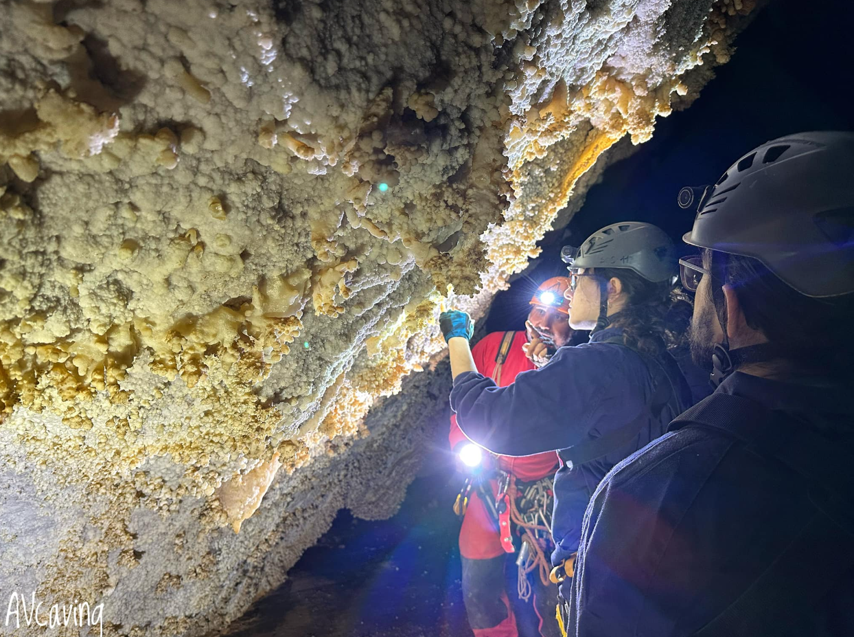 Sa Campana Caving Session in Mallorca gallery 5