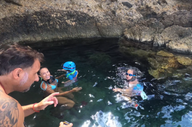 Family Caving Adventure in a Pirates Cave, Mallorca, photo 4