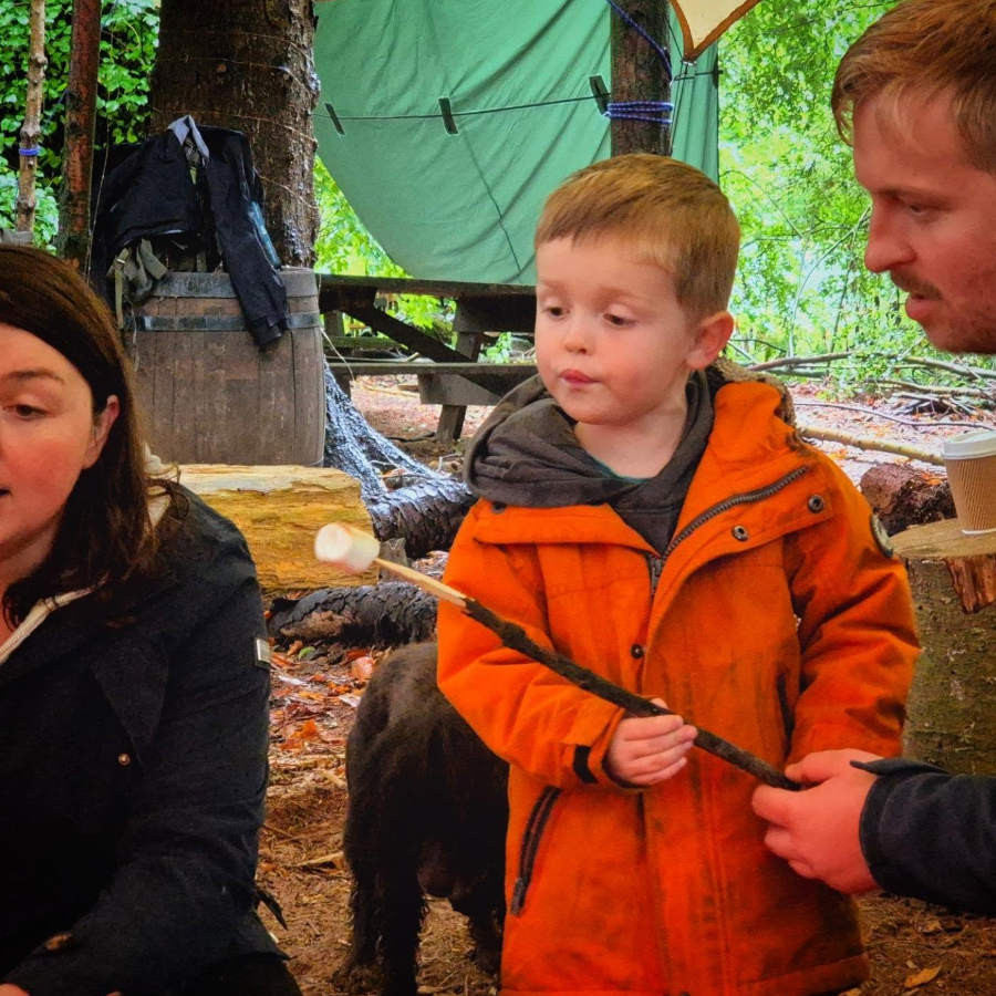 'Let's Go Wild' Bushcraft Day Experience – Vogrie Country Park, Near Edinburgh gallery 9