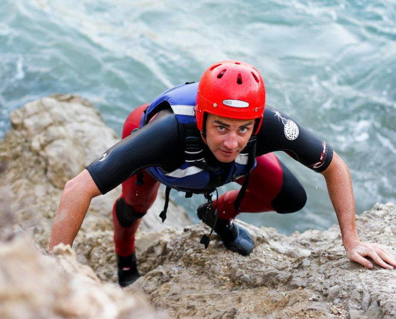 Gold Select Private Coasteering in Newquay, photo 3