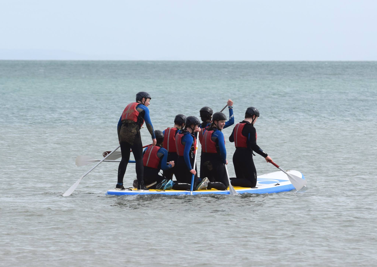 3-Hour Group Giant Paddle Boarding gallery 4