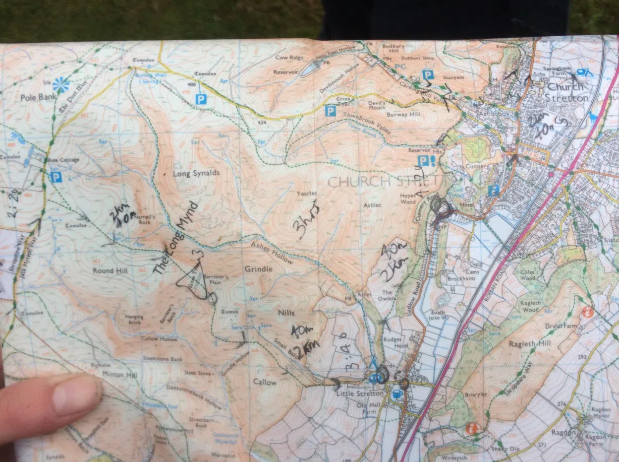 Hill Walking Navigation Course in South London gallery 3
