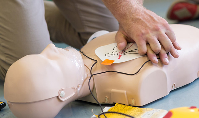 Emergency First Aid at Work Course in Surrey, photo 2
