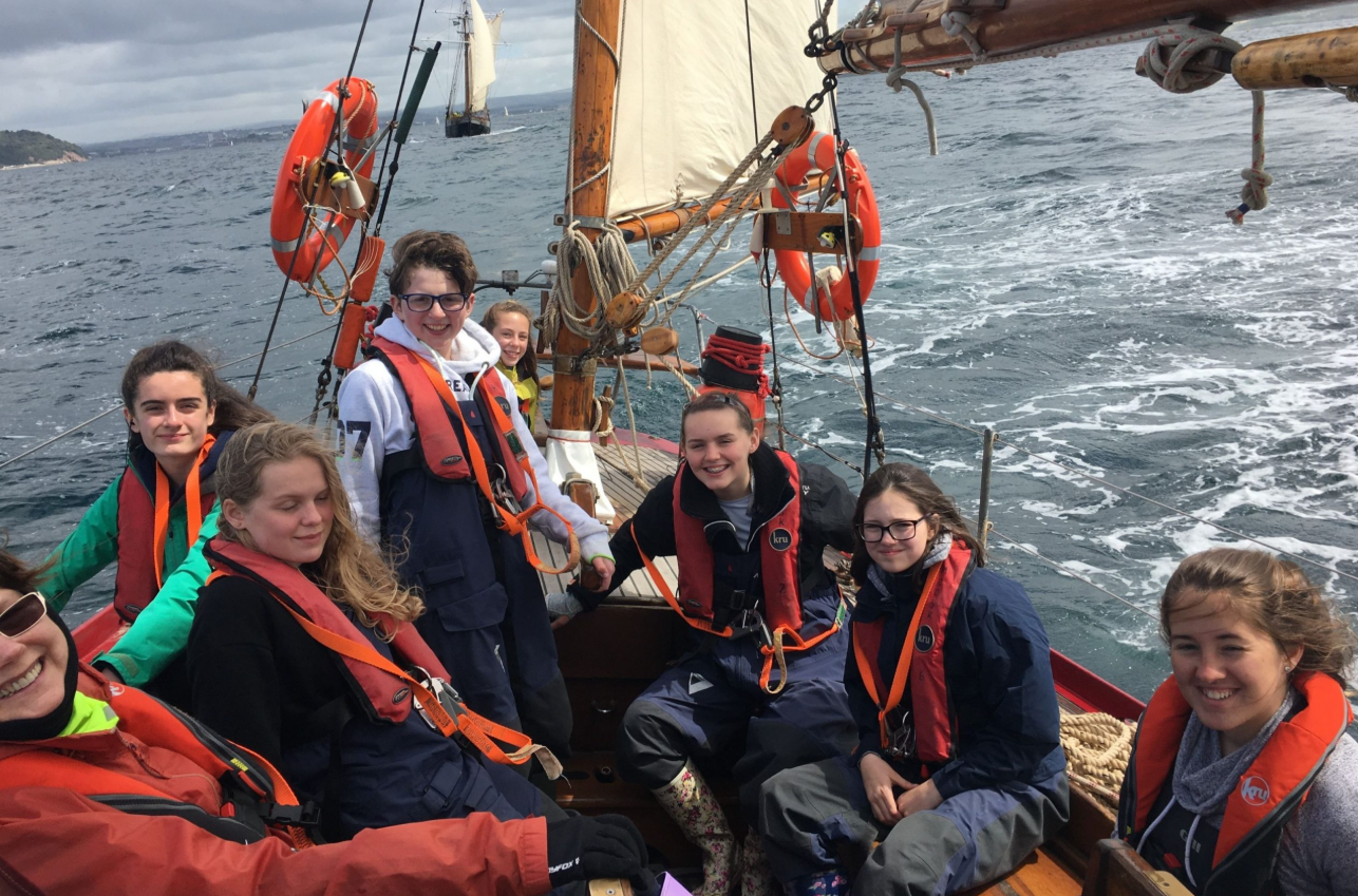 Teenage Adventure Sailing and RYA Qualifications, South Devon/Cornwall Coast – Moosk gallery 2