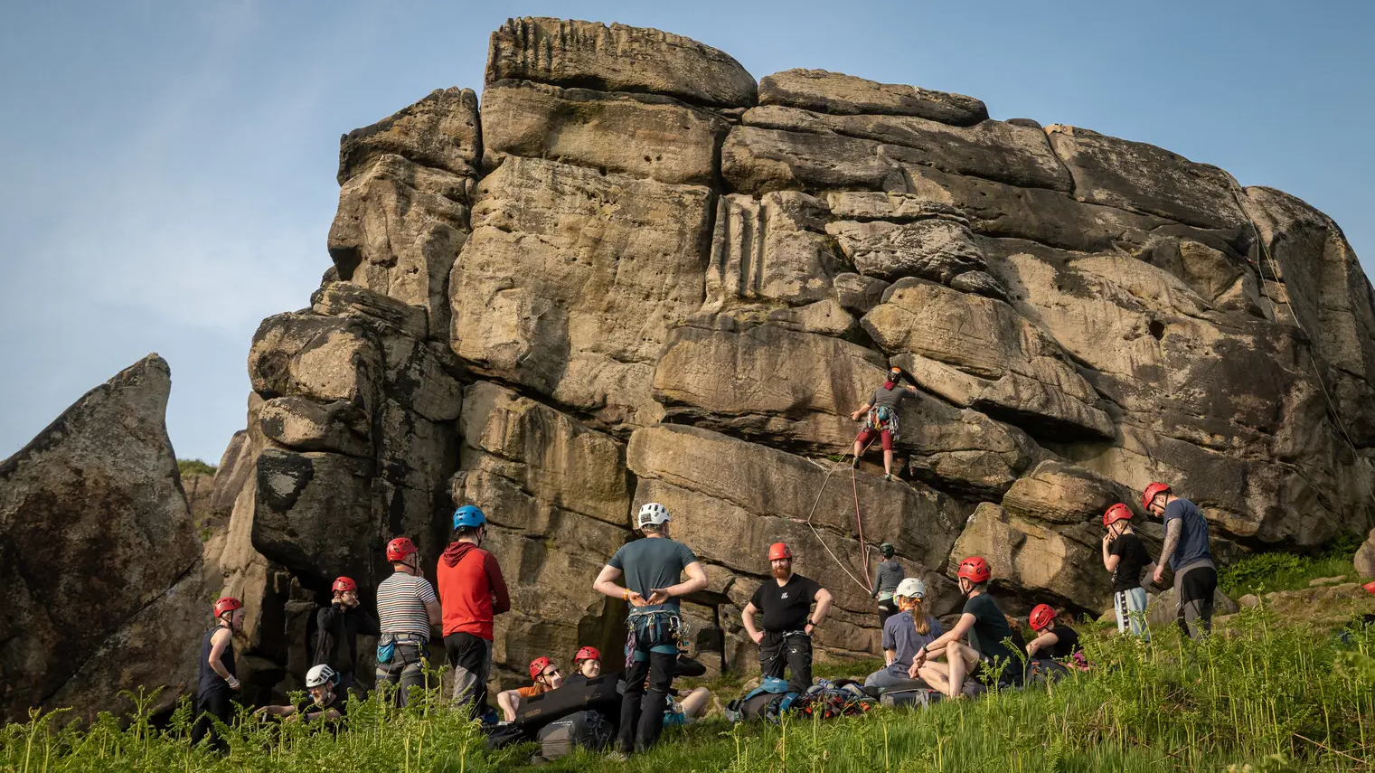 Outdoor Rock Climbing in Yorkshire, photo 4