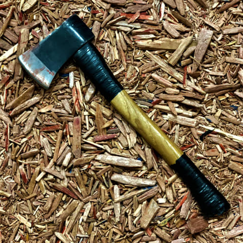 Classic Axe Throwing Session in Atocha, Madrid, photo 5