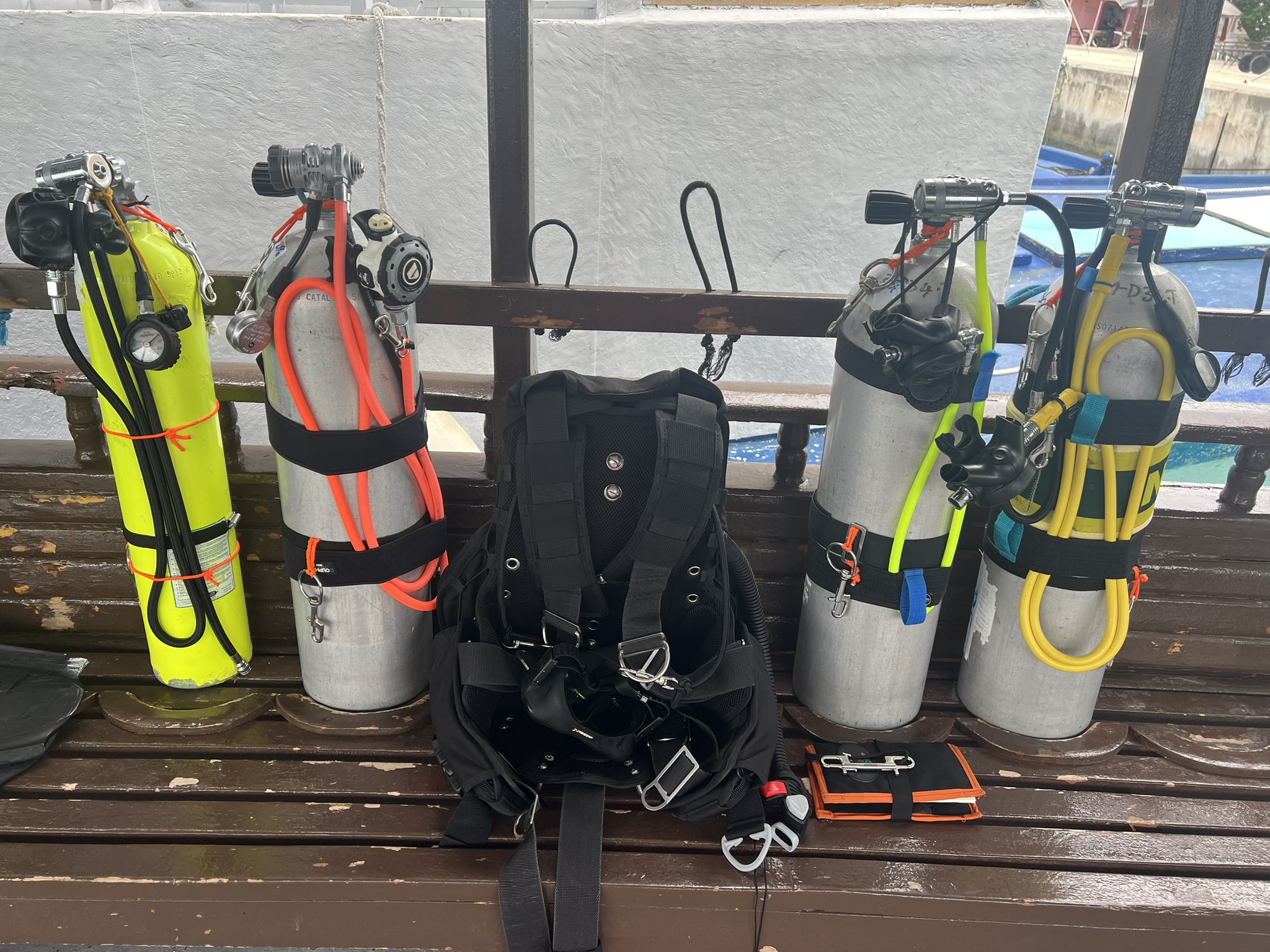 Extended Decompression Diver in Gosforth, photo 2