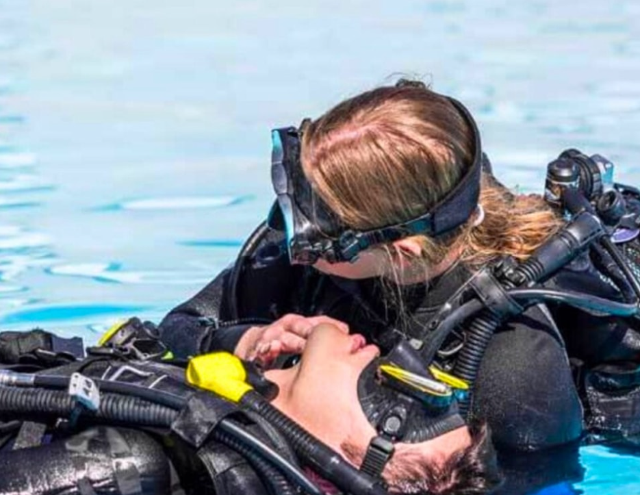 PADI Rescue Diver Course in Littlehampton, photo 3