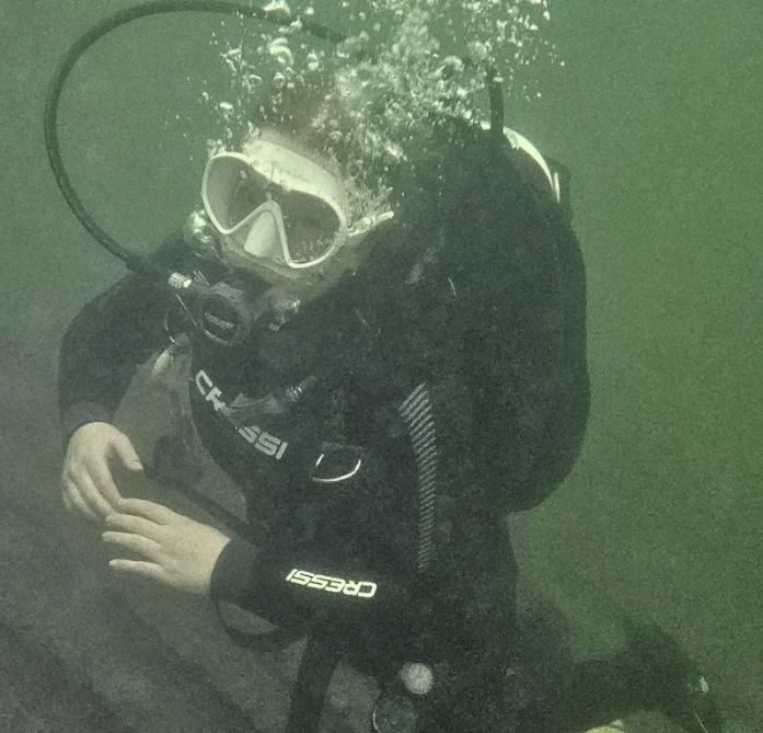Beginner to Pro Diving Course with PADI Dive Centre in Littlehampton gallery 7