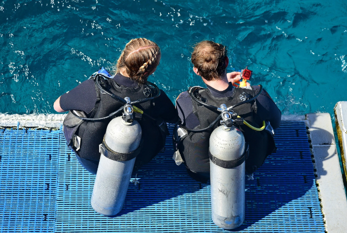 Beginner to Pro Diving Course with PADI Dive Centre in Littlehampton gallery 9