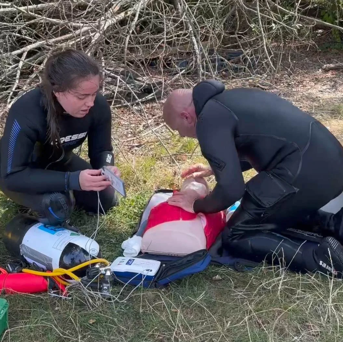 PADI Emergency First Responder Course in Littlehampton, photo 4