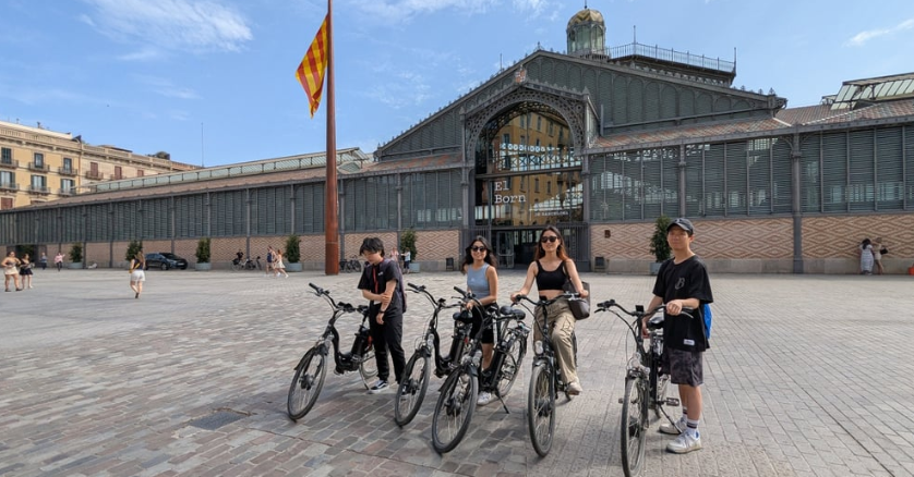 Barcelona E-Bike Tour: Gaudi and Hidden Gems, photo 3