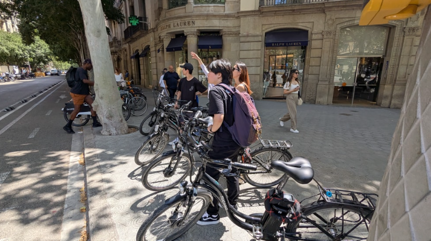 Barcelona E-Bike Tour: Gaudi and Hidden Gems gallery 3