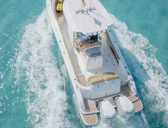 Alcudia Powerboat Charter – Pronautica 880 Open Sport, photo 4