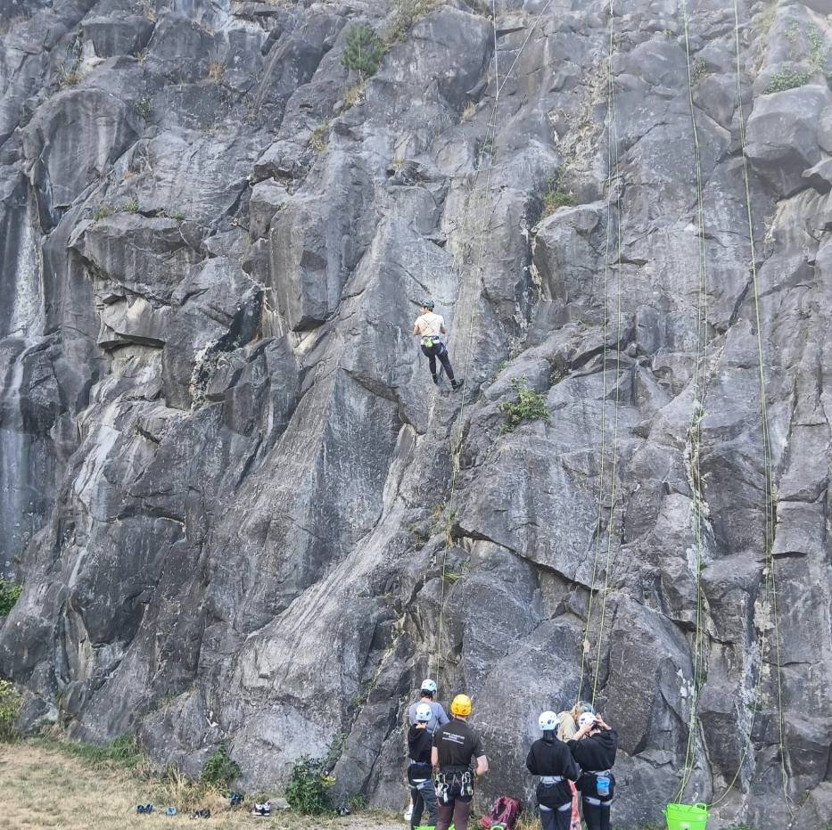 Avon Gorge Rock Climbing Experience in Bristol gallery 10