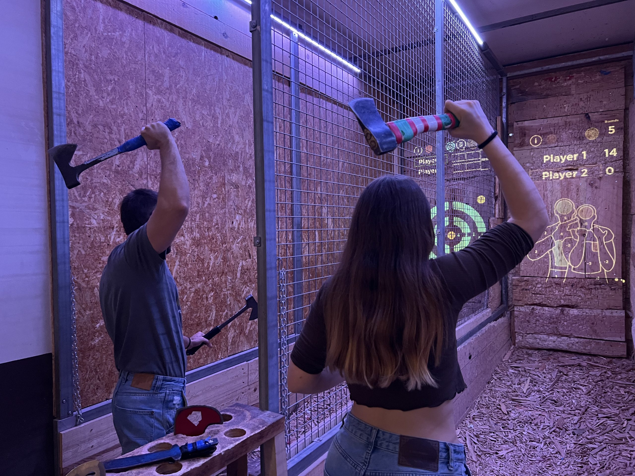 Classic Axe Throwing Session in Ruzafa, Valencia, photo 4