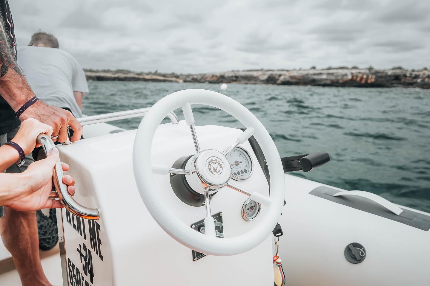 Gommorizzo 510 Boat Hire in Mallorca – Semi-Rigid for 5 pax gallery 3