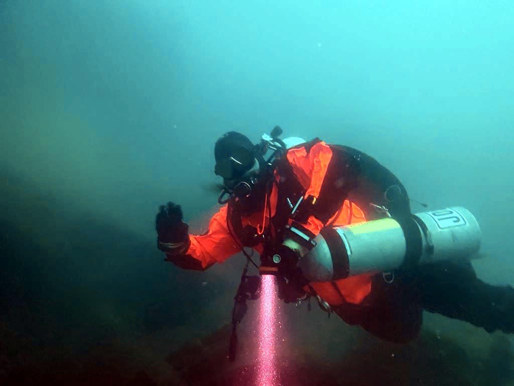 Extended Decompression Diver in Gosforth, photo 4