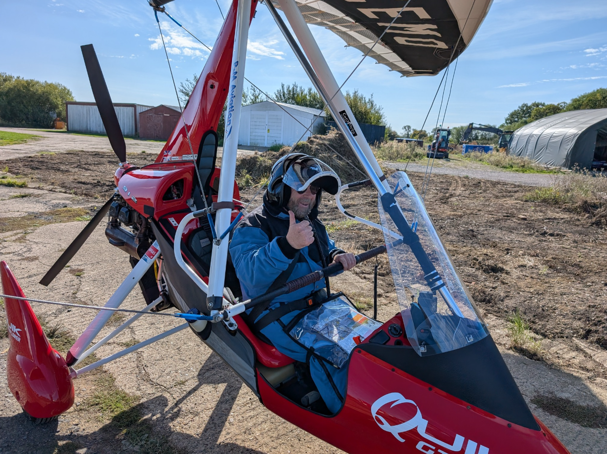 Learn to Fly: Microlights Flight Training in Deenethorpe gallery 2