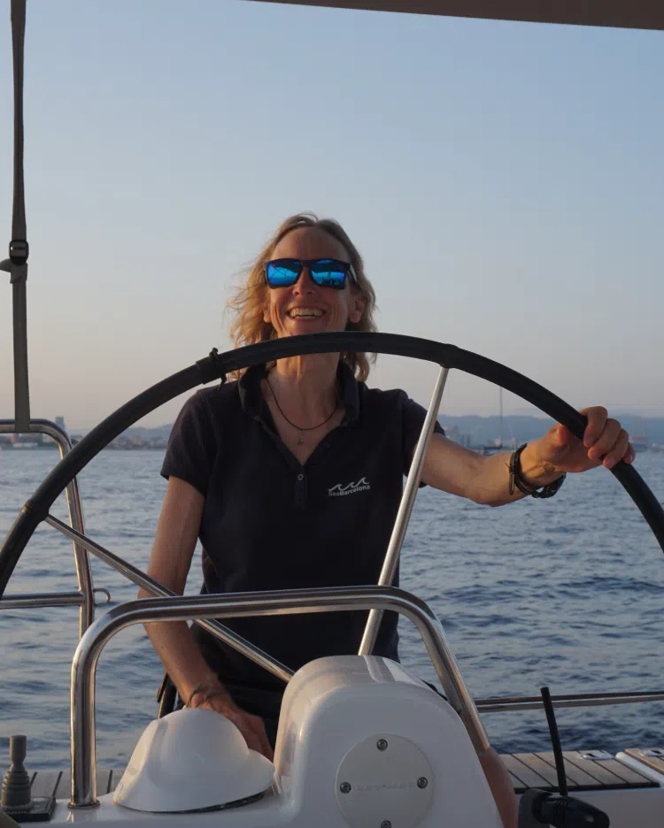 Private Sunrise Sailing Cruise in Barcelona, photo 2