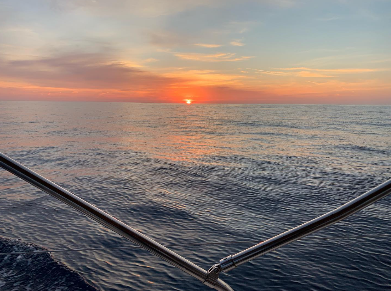 Sunset Sailing Cruise in Barcelona gallery 3