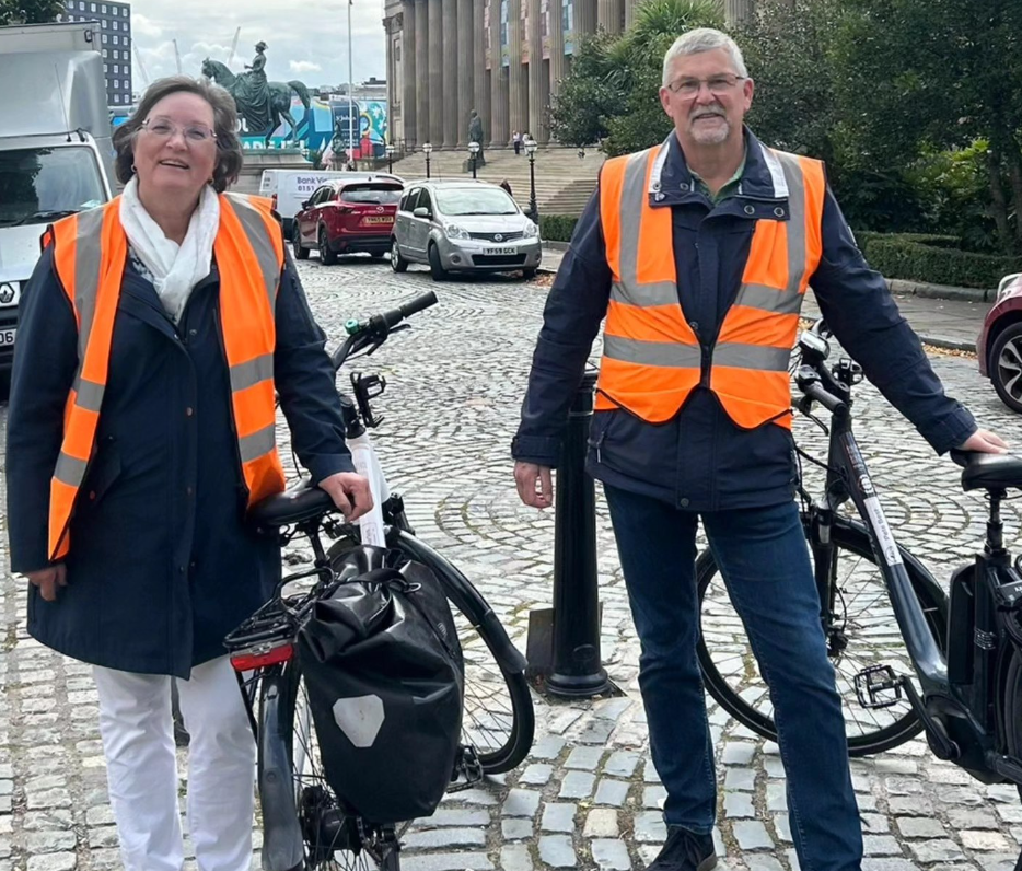 Liverpool City Centre Highlights E-Bike Tour gallery 9