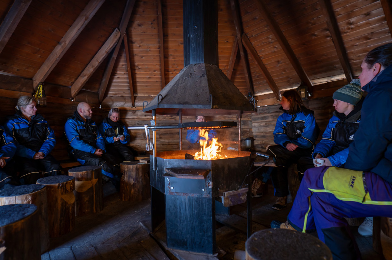Husky Safari Winter Tour and Barbecue in Rovaniemi, photo 4