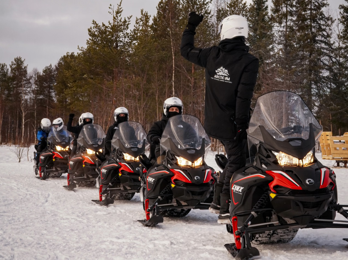 Snowmobile Safari Winter Tour and Barbecue in Rovaniemi, photo 2