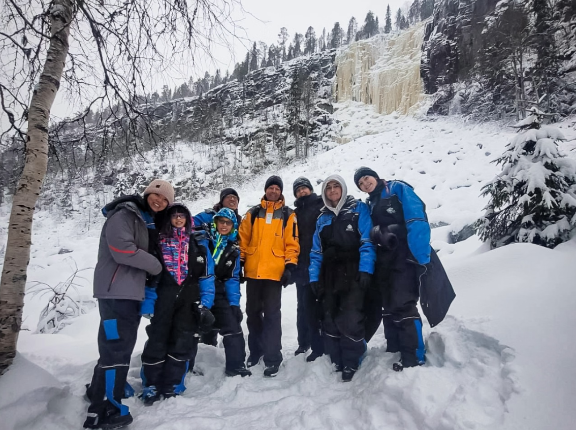 Frozen Waterfalls Hike Tour and Barbecue in Korouoma, photo 4