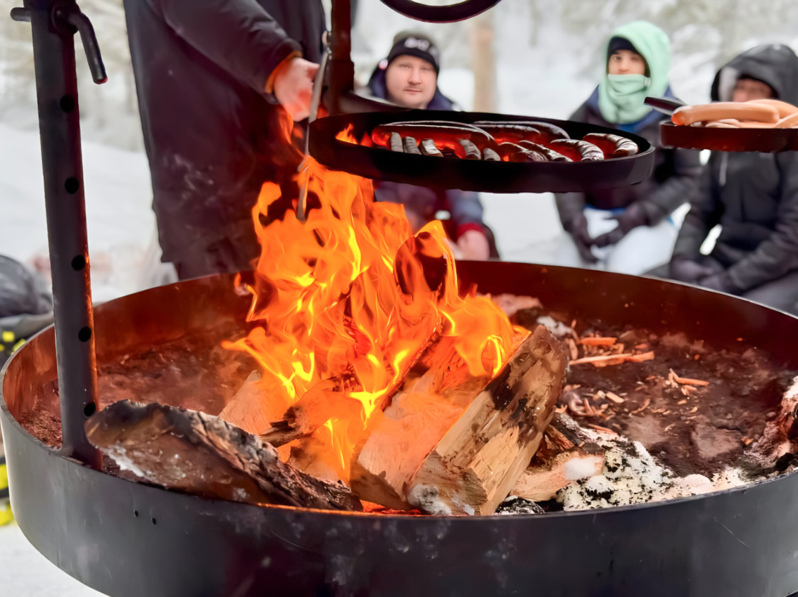 Frozen Waterfalls Hike Tour and Barbecue in Korouoma gallery 9