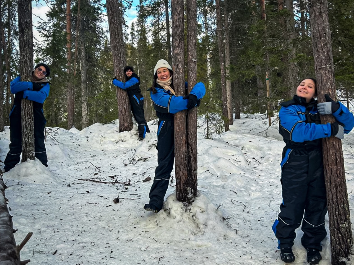 Frozen Waterfalls Hike Tour and Barbecue in Korouoma gallery 2