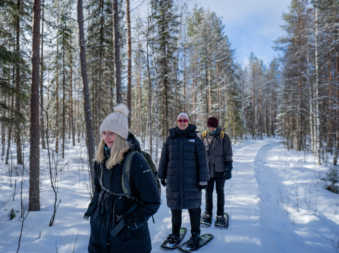 Snowshoe Adventure and Barbecue at Vikaköngäs gallery 5