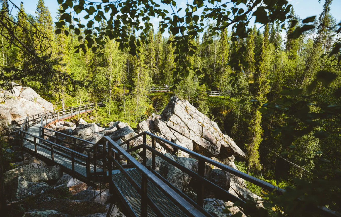 Auttiköngäs Waterfalls Hike Experience in Rovaniemi gallery 4