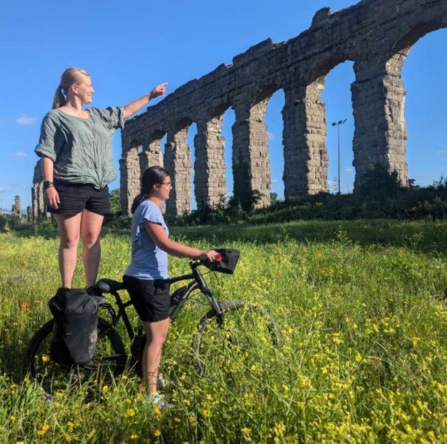 Bike and E-Bike Rental in Lungotevere, Rome gallery 4