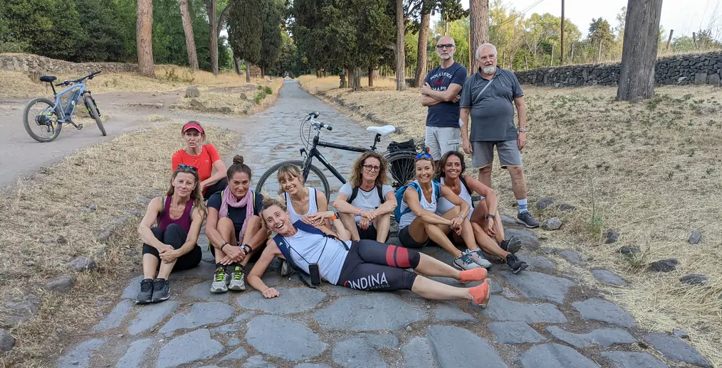 Guided E-Bike Tour: Appia Antica, Aqueduct Park and Catacombs, photo 2