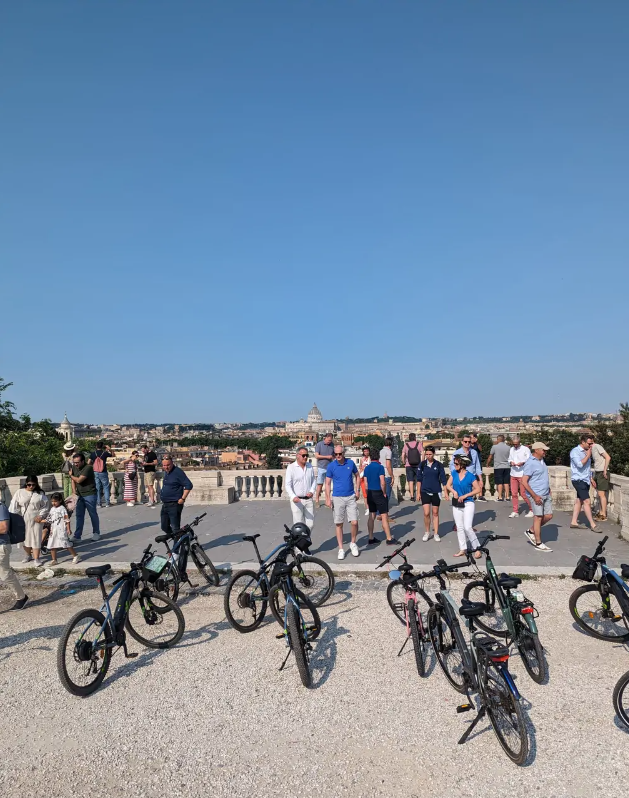 E-Bike Tour: Unexpected Rome – Villa Borghese, Villa Ada & the Coppedè District, photo 4