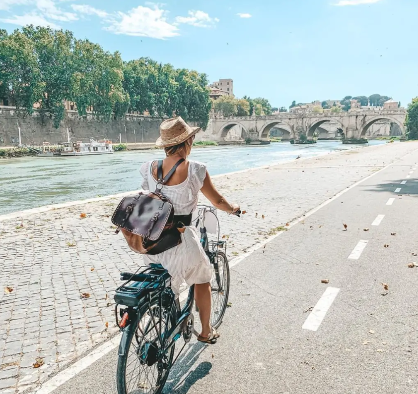 Guided E-Bike Tour: Rome from the Tiber, photo 4
