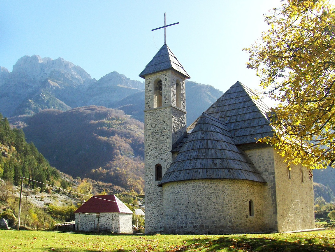 3-Day Albanian Alps Adventure: Valbona to Theth Hike and Komani Kayaking gallery 10