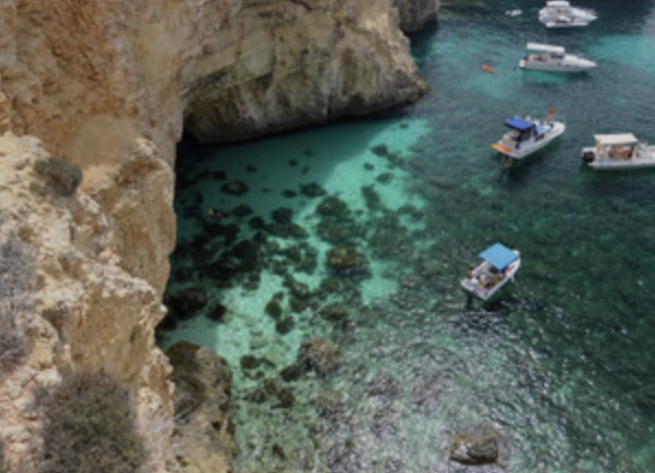 Boat Cruise to Halfa Rock, Blue Lagoon, Crystal Lagoon and Caves, photo 3