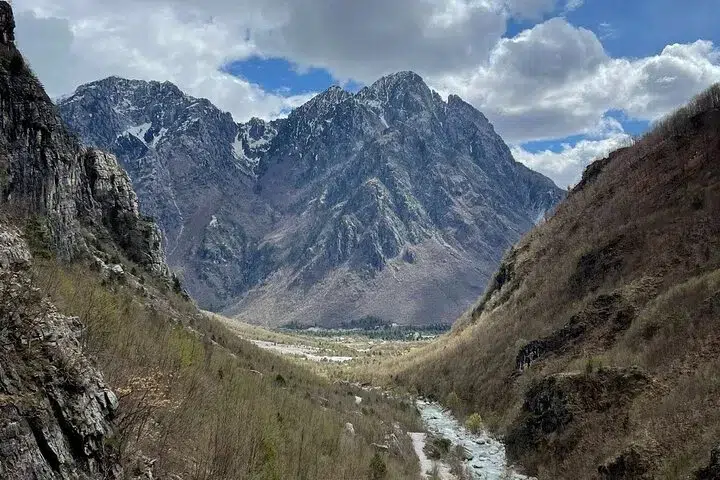 3-Day Hiking Adventure in the Albanian Alps: Valbona, Theth & the Blue Eye, photo 2