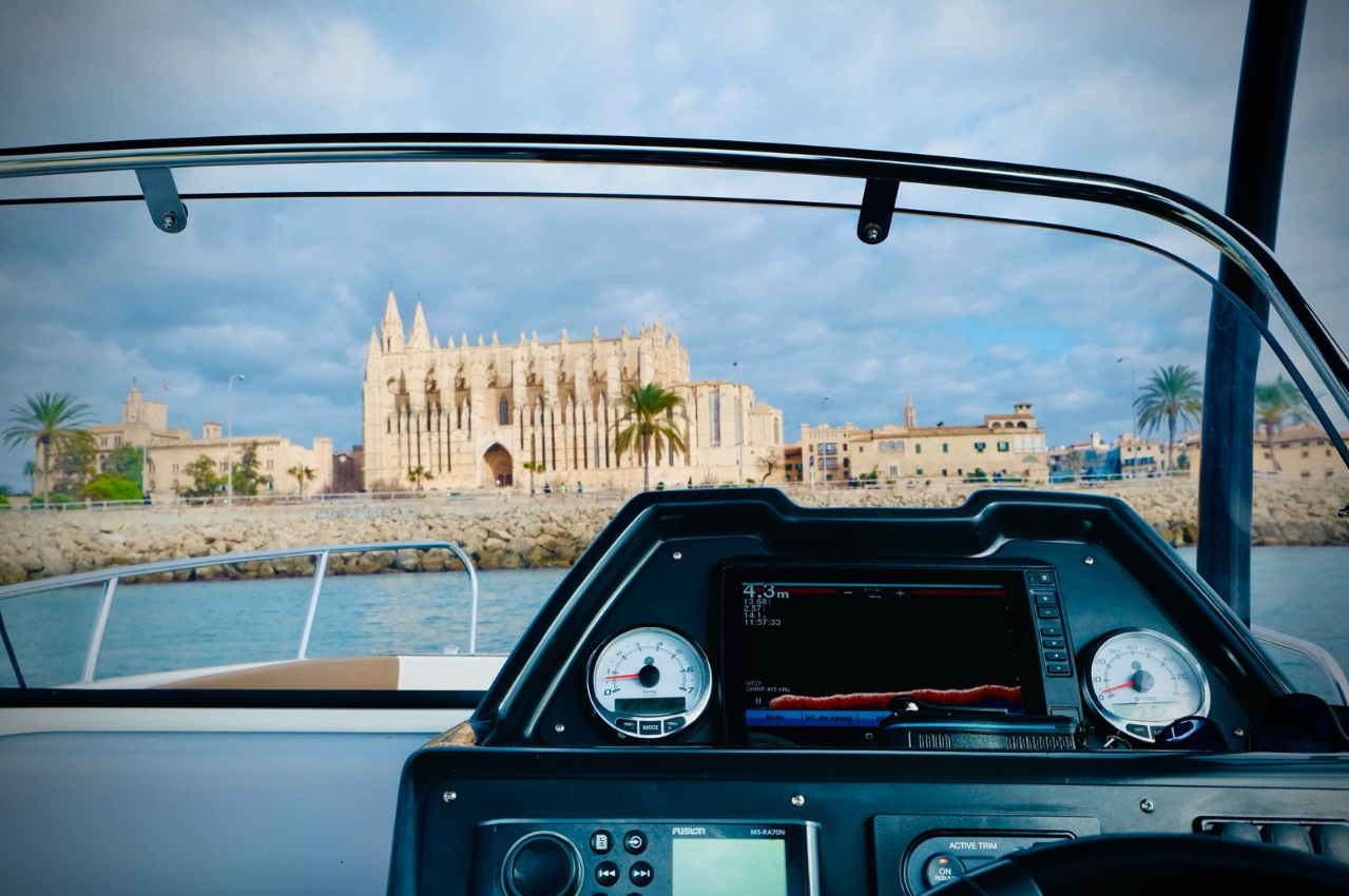 Family Boat Tour from Palma with Snorkelling & Paddlesurf gallery 8