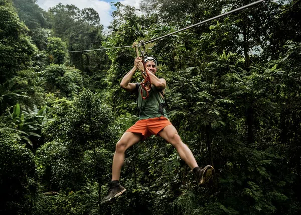 Deluxe Beach Day Pass with Zip Line Circuit in Cozumel, photo 2