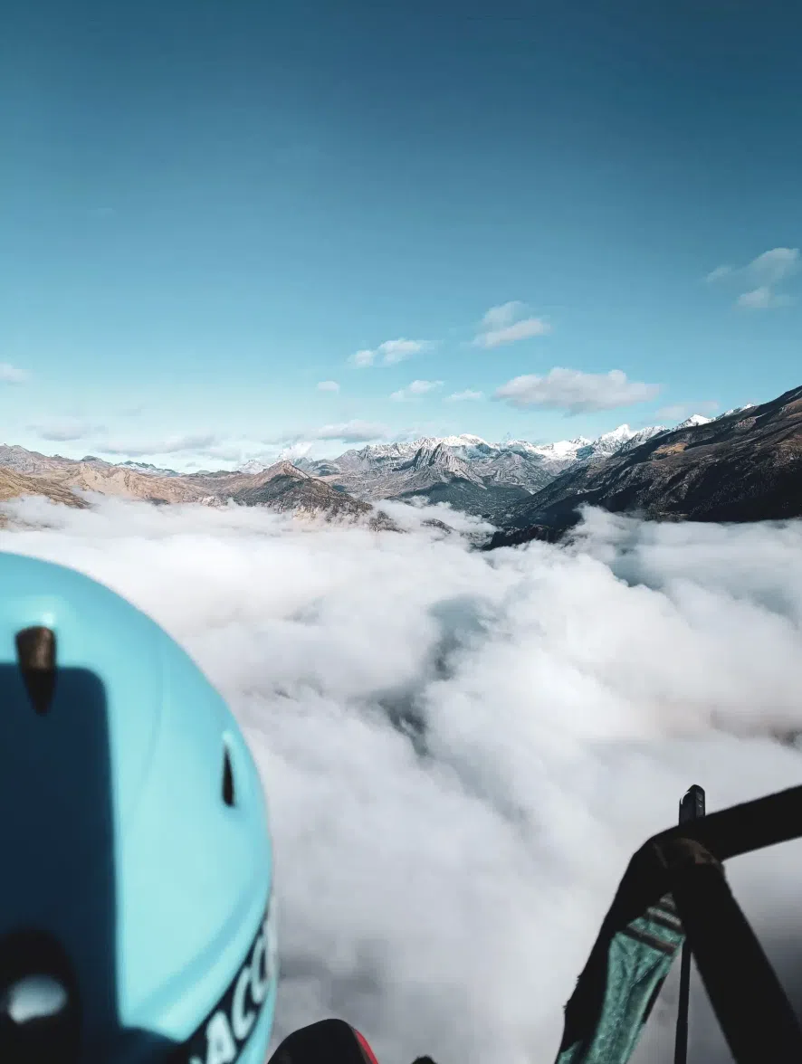 Tandem Thermal Paragliding Flight (2,000m to 3,500m) in the Pyrenees, photo 3