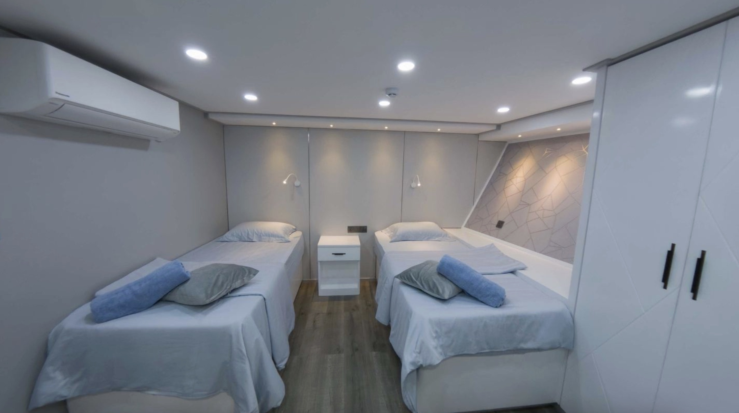 Maldives Liveaboard: Best of Central Atolls 3