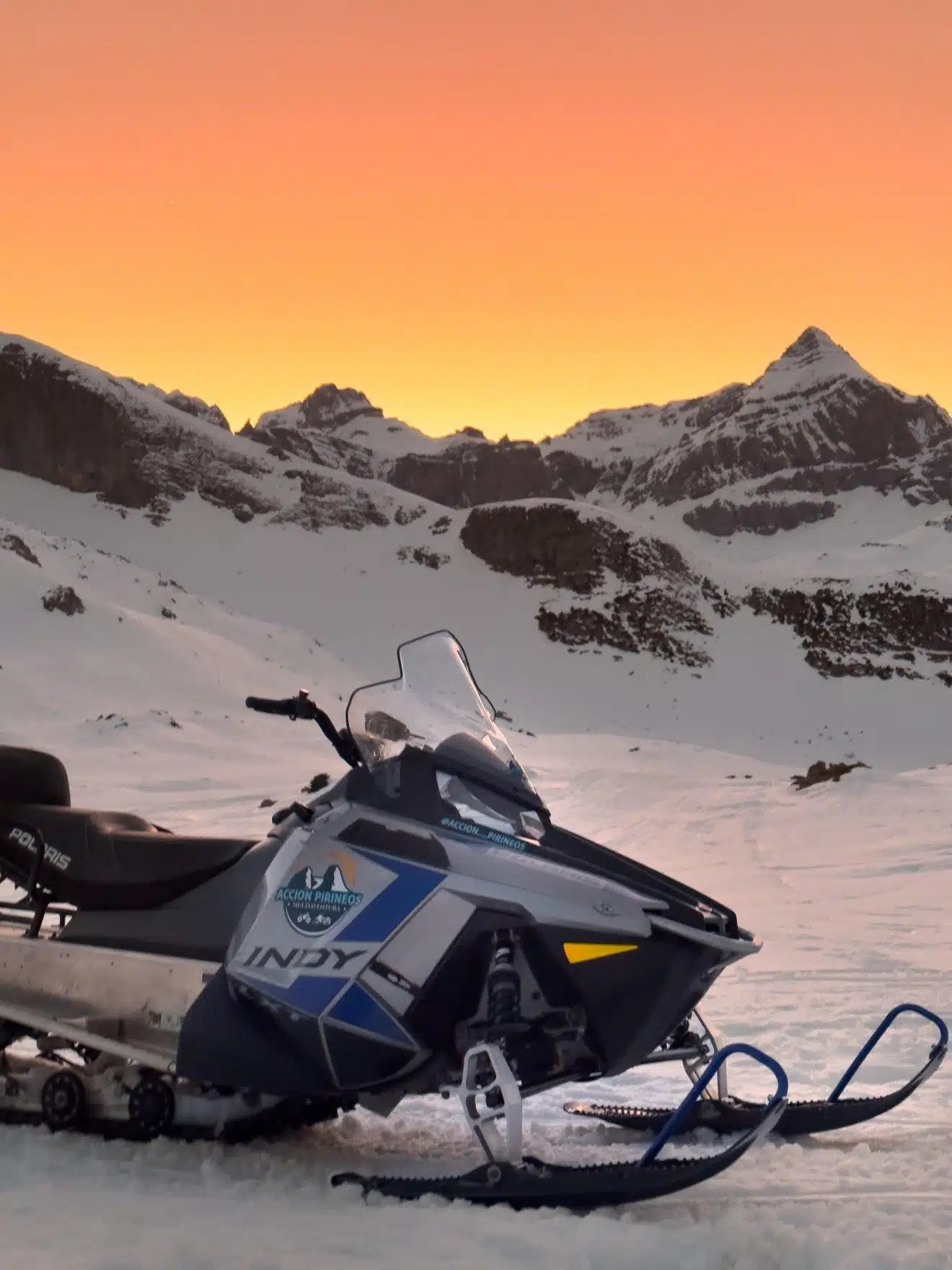 2-Hour Sunset or Night Snowmobile Tour with Dinner in a Mountain Refuge, photo 2